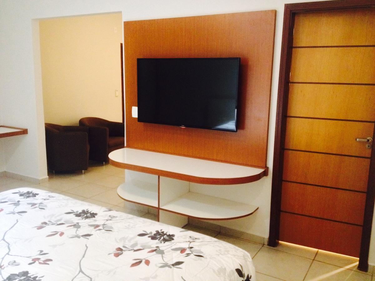 Habitat Hotel Pirassununga Bilik gambar