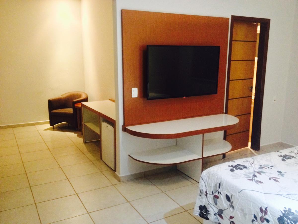 Habitat Hotel Pirassununga Bilik gambar